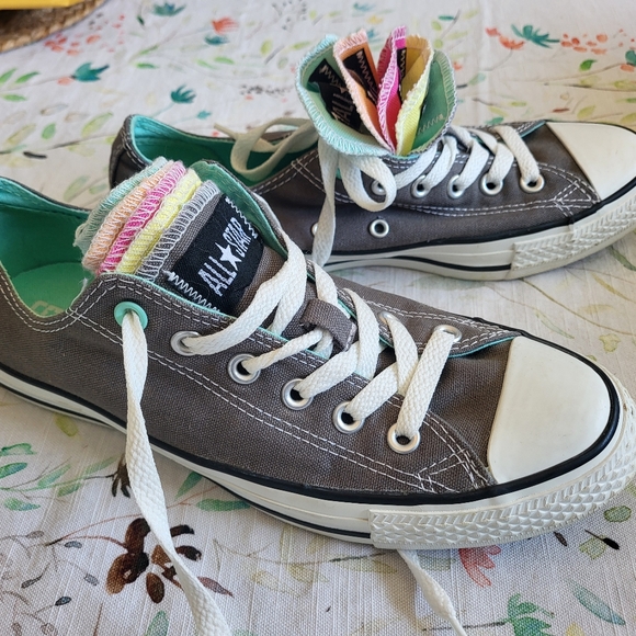 Converse Multi Tongue Colored 9W 7M Gray Chucks - Picture 2 of 4